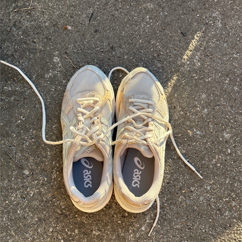 Vanilla/White ASICS